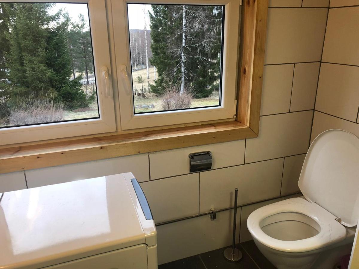 Holiday home Paradiset Stugan I Fin Skogen Hallefors (Orebro)