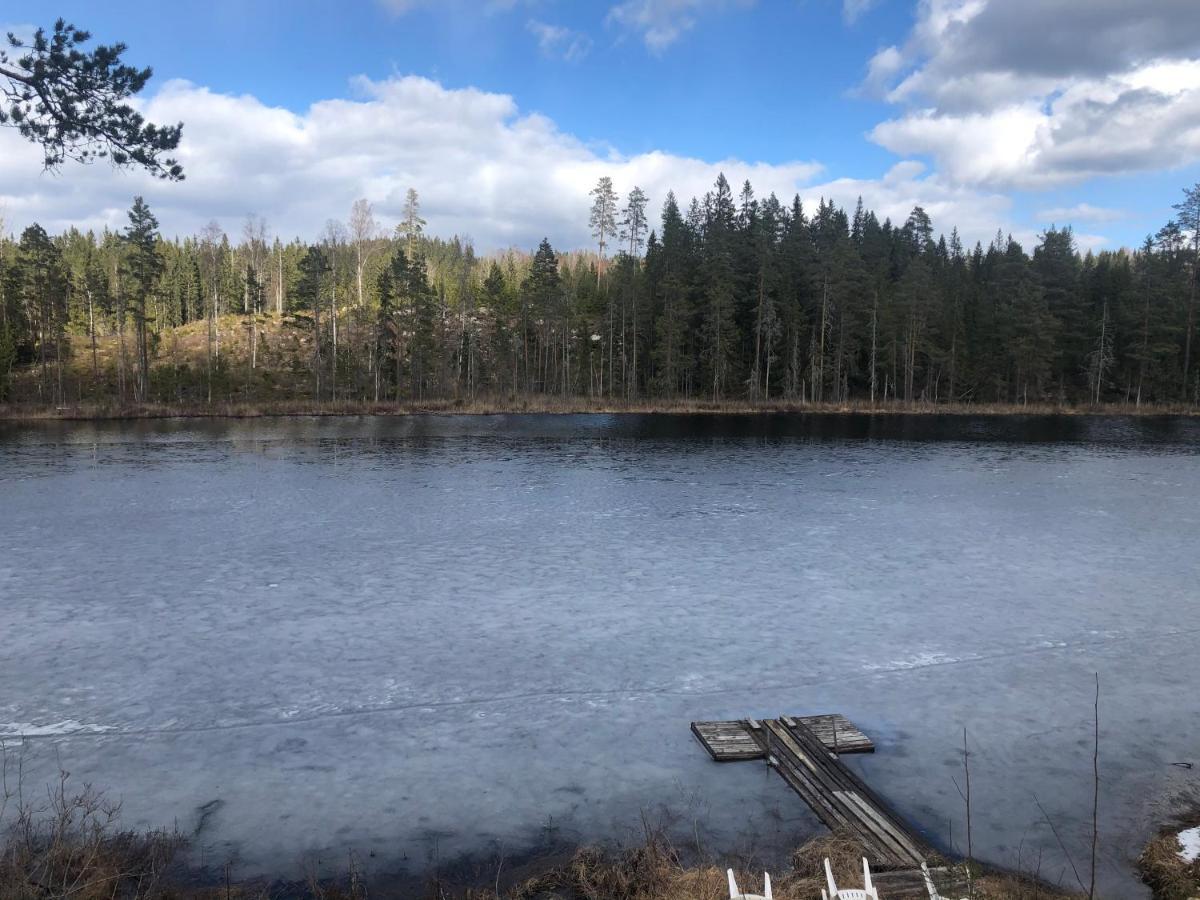 Paradiset Stugan I Fin Skogen Hallefors (Orebro)