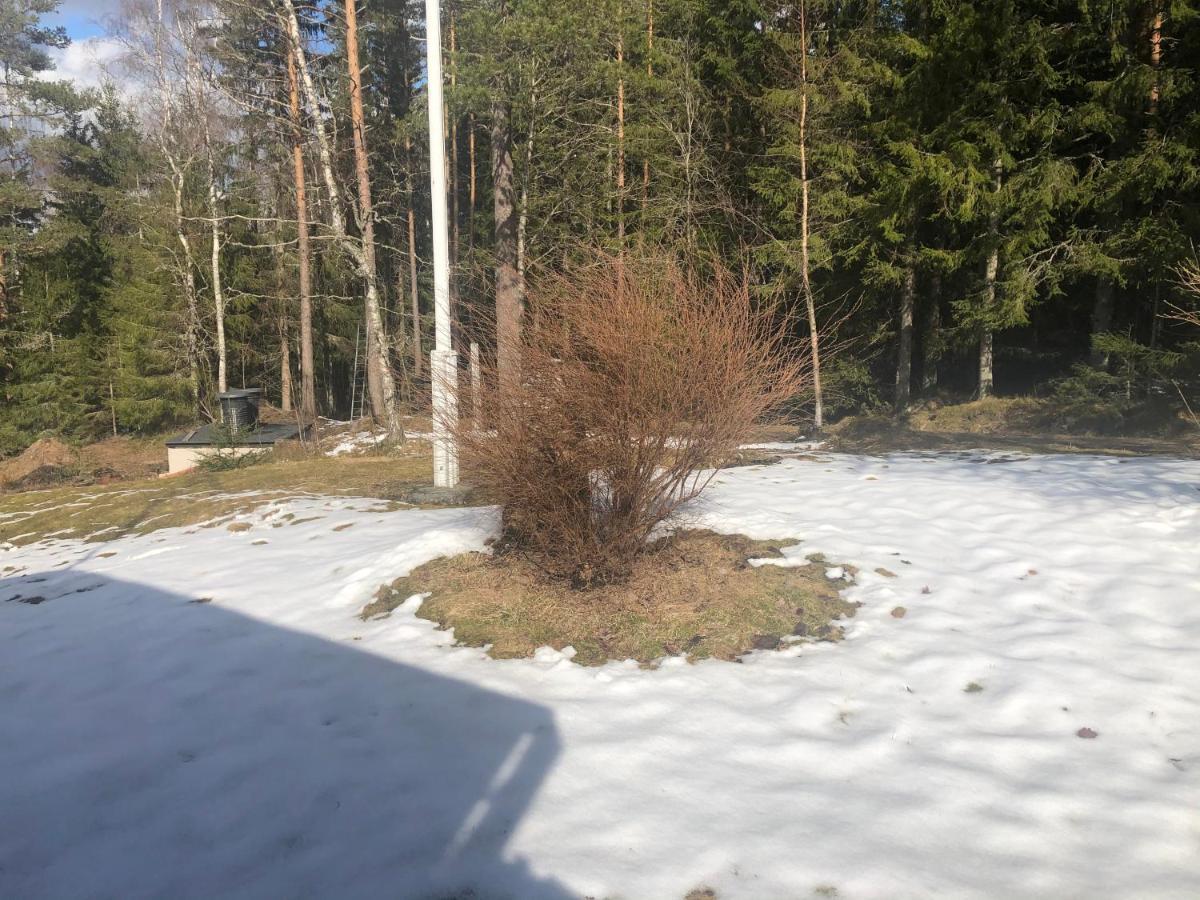 Holiday home Paradiset Stugan I Fin Skogen